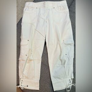 White House Black Market White Cargo Capri Pants